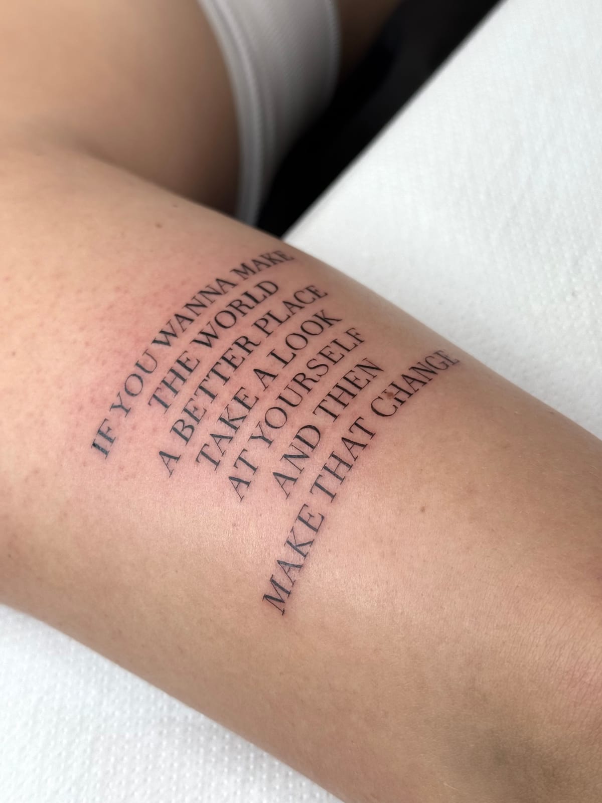 Lettering na paži